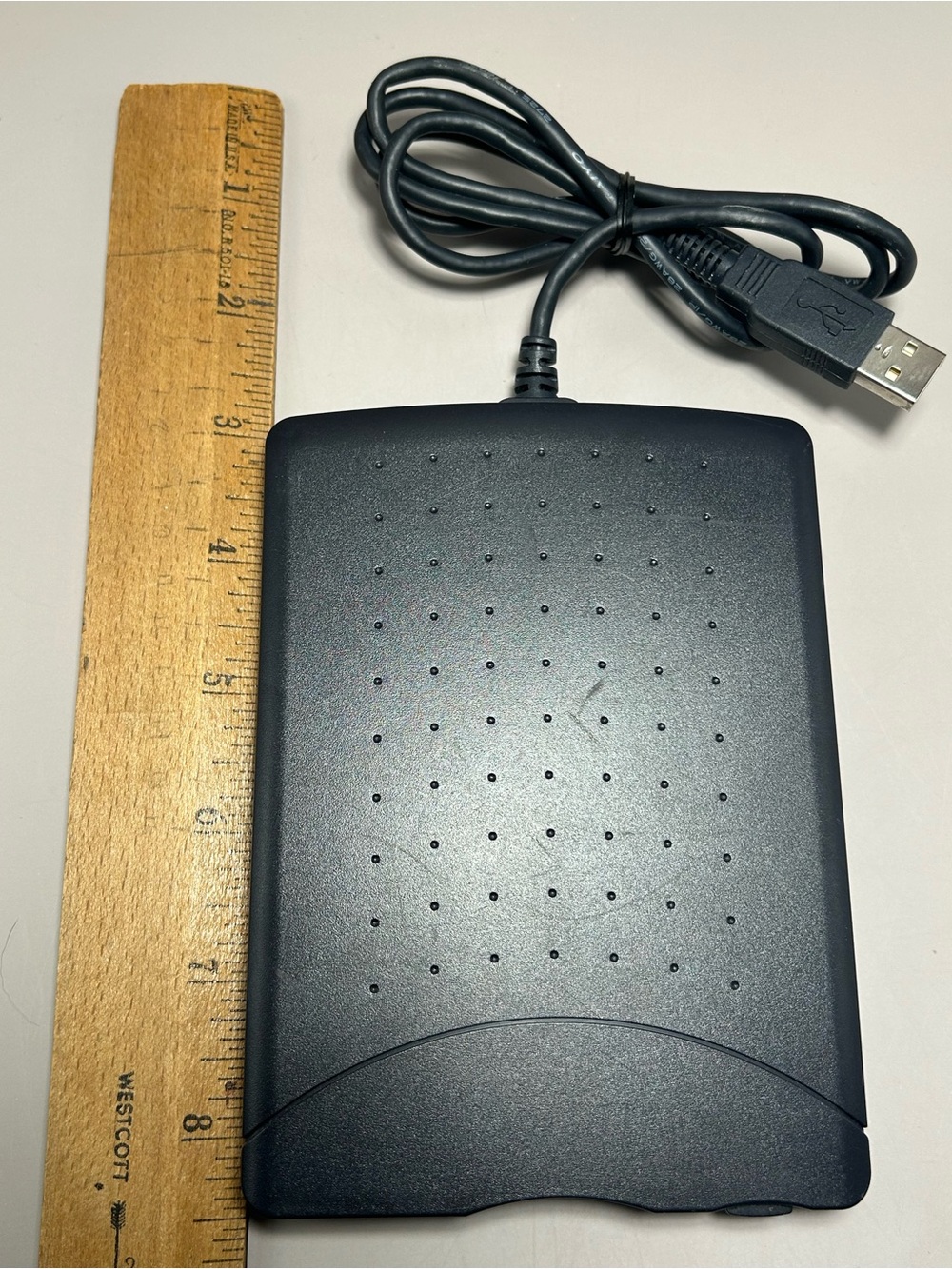 Dell USB 3.5 External Floppy Disk Drive Module - Picture 7 of 8
